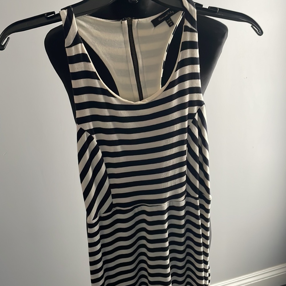 Max & Riley - Picture 2 of 4